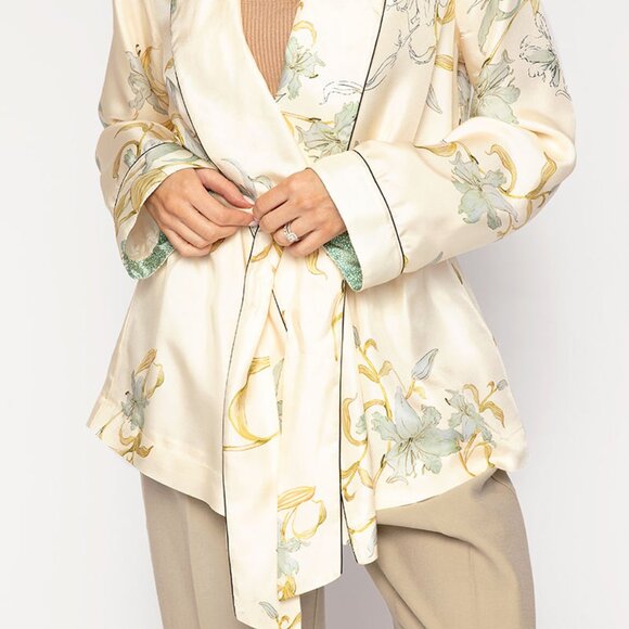 FORTE FORTE Twill Belted Jacket in Ivory Floral Print - Picture 2 of 7